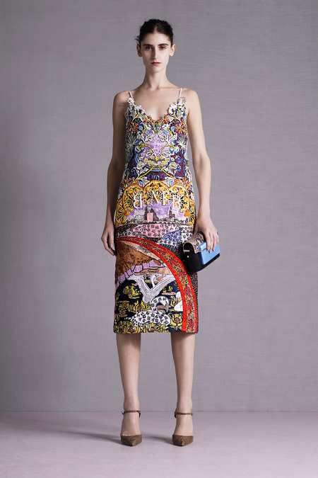 Mary_Katrantzou_032_1366.450x675